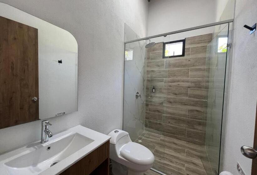 חדר סופריור לארבעה, Viajero Guatapé Hostel & Lake Club