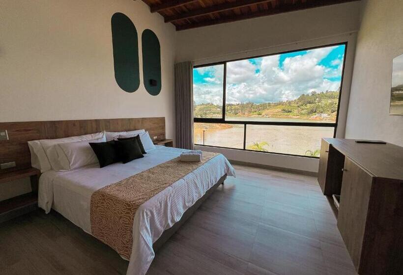 디럭스 트리플 룸, Viajero Guatapé Hostel & Lake Club