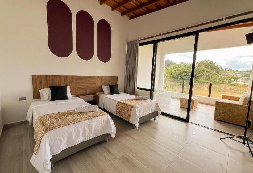 חדר סטנדרט לשלושה, Viajero Guatapé Hostel & Lake Club