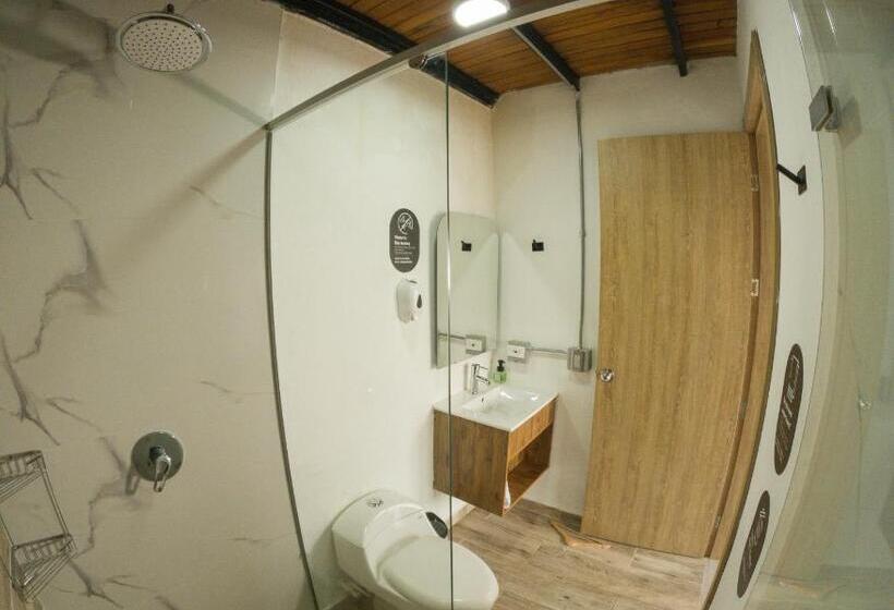 בקתת חדר, Viajero Guatapé Hostel & Lake Club