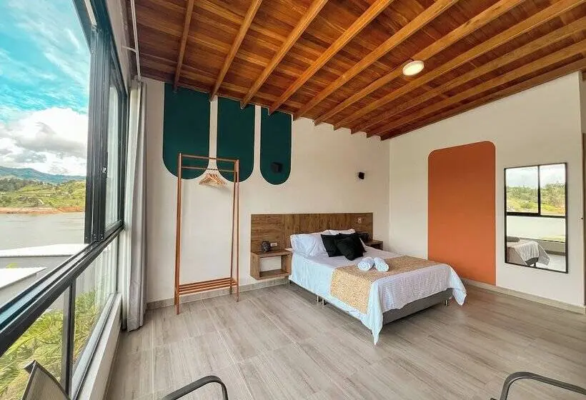 スタンダードルーム, Viajero Guatapé Hostel & Lake Club
