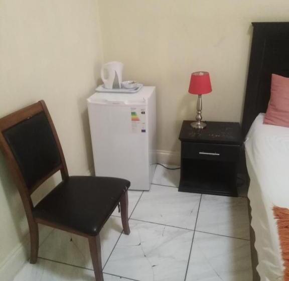 חדר סטנדרט נוף לגינה, M Place B&b