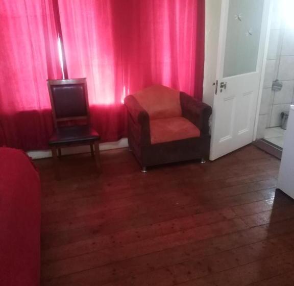 חדר דלוקס, M Place B&b