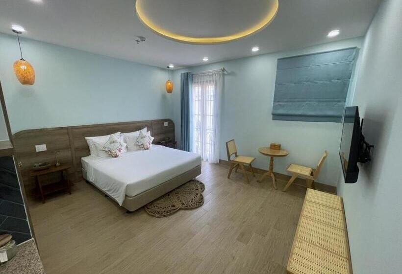 اتاق لوکس با بالکن, Aurora Phu Quoc Hotel & Golf 3d