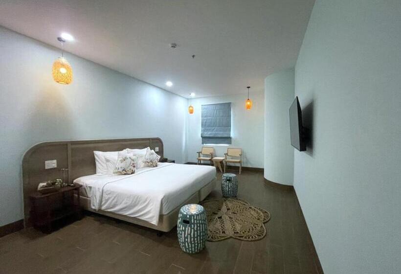 سوئیت با تخت بزرگ, Aurora Phu Quoc Hotel & Golf 3d