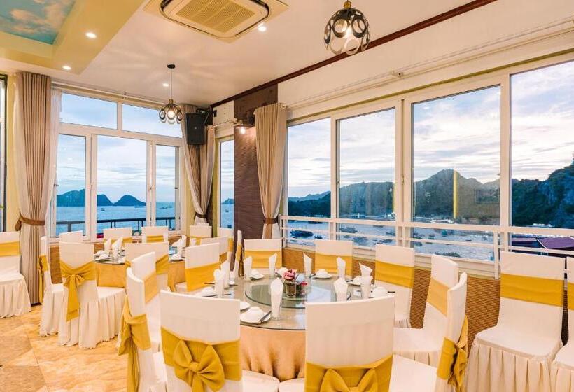 اتاق لوکس, Thao Minh New Star