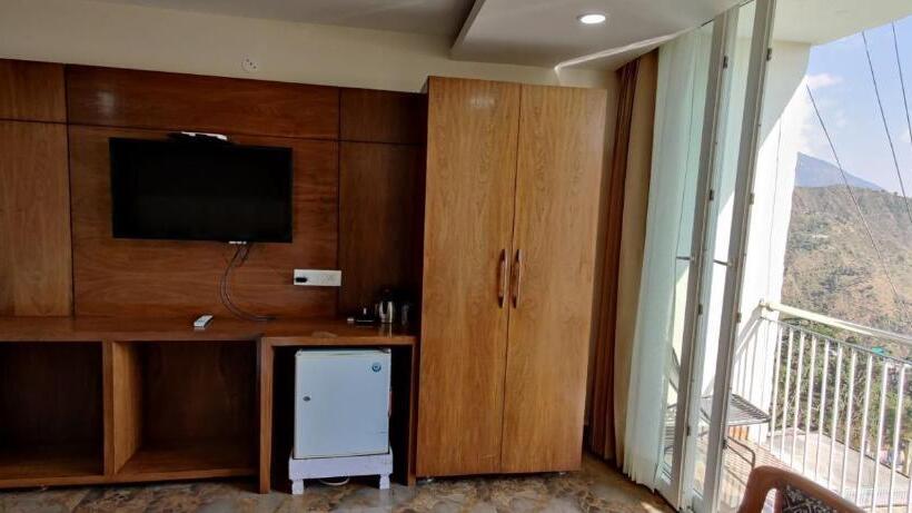 スタンダードルーム, India House