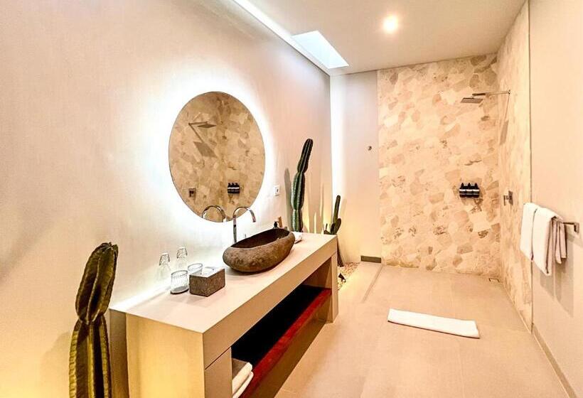 高品质的四人房间, Kalia Bingin Adult Only