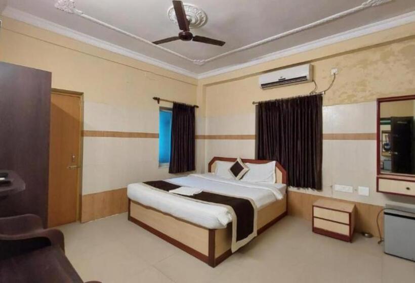 غرفة ديلوكس سرير كينج, Star Inn Sea View Hotel Lift Facilities  Excellent Choice Of Travellers  Best Seller By Morservice