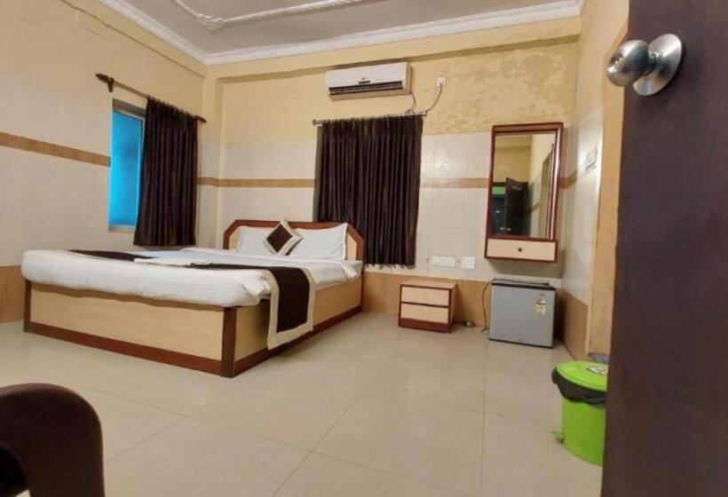 غرفة ديلوكس سرير كينج, Star Inn Sea View Hotel Lift Facilities  Excellent Choice Of Travellers  Best Seller By Morservice