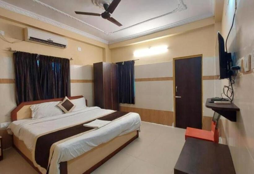 غرفة ديلوكس سرير كينج, Star Inn Sea View Hotel Lift Facilities  Excellent Choice Of Travellers  Best Seller By Morservice