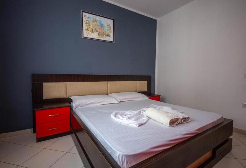 חדר משפחתי, Vera