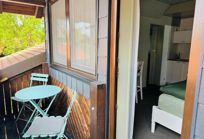 סטודיו סטנדרט עם מרפסת, Bio Kastanienhof Erfurt   Appartements Und Ayurvedische Jurten