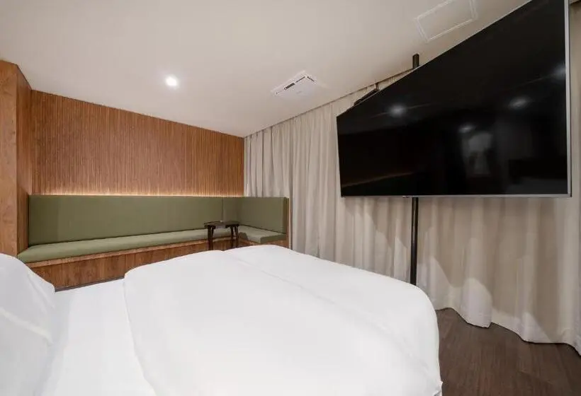 デラックスルーム, Simjak Hotel By Aank