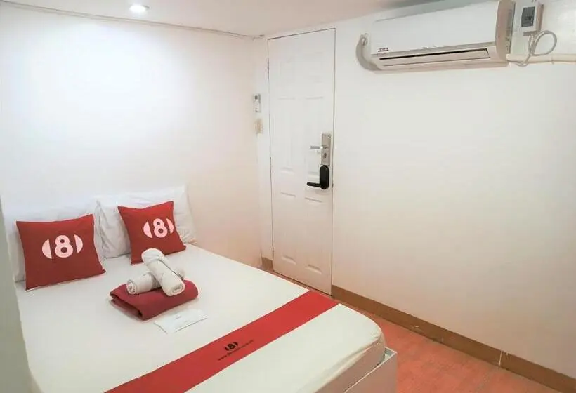 エコノミールーム, 8hostel