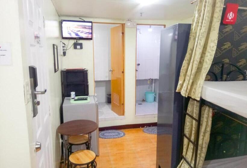 Cama em Quarto Compartilhado, 8hostel