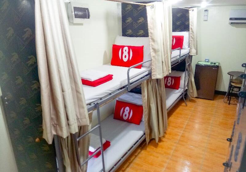 Cama em Quarto Compartilhado, 8hostel
