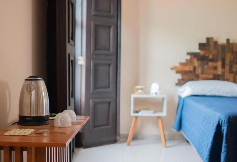 اتاق استاندارد با تخت بزرگ, Hostal Encounter Guanajuato
