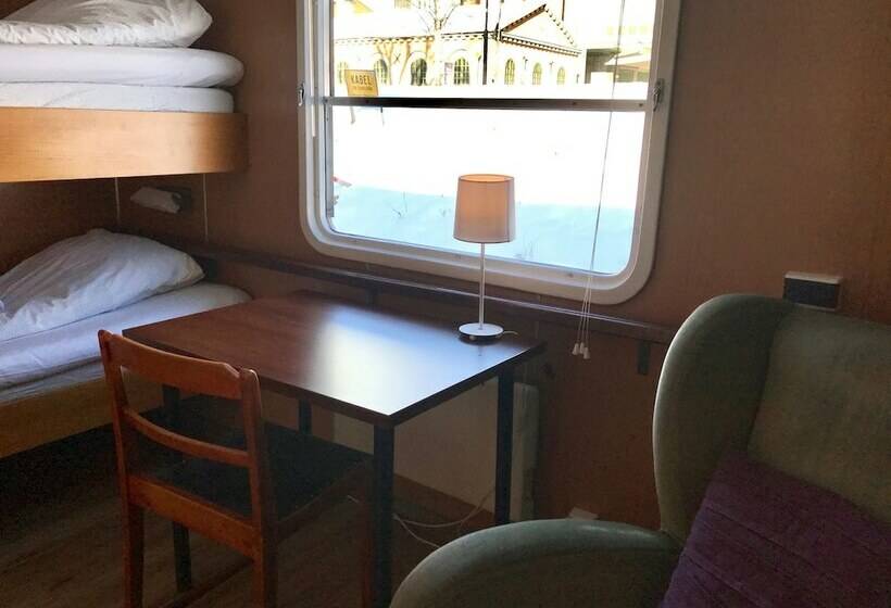 اتاق استاندارد با سرویس بهداشتی مشترک, Selmas Hytt Och Salong