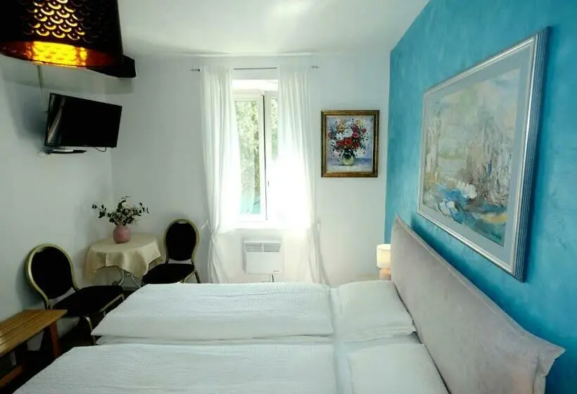 Standard-huone, Al Battello