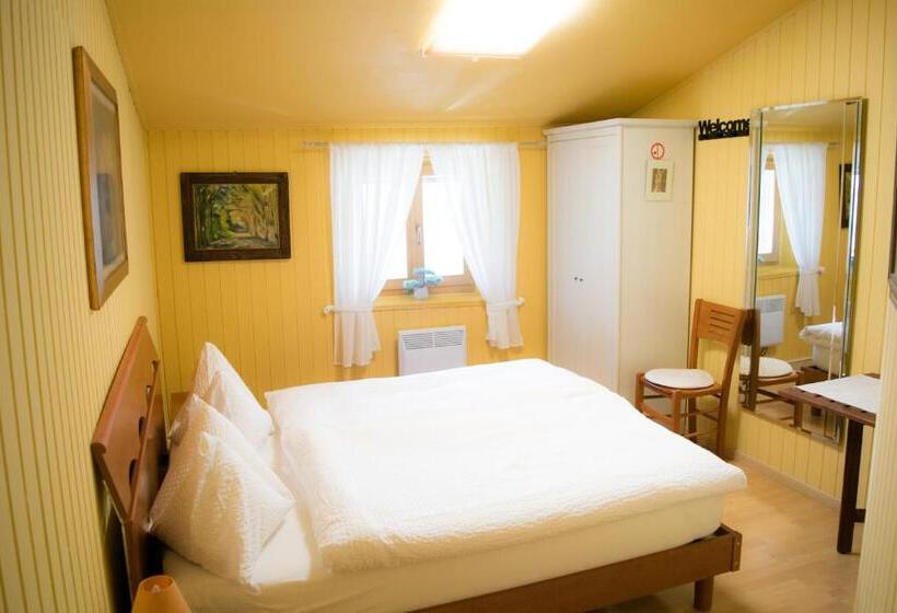 标准间, Al Battello