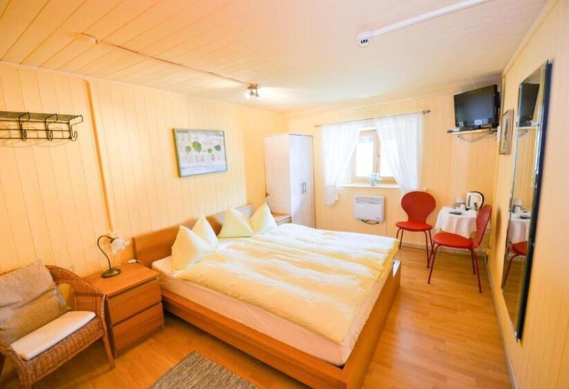 标准间, Al Battello