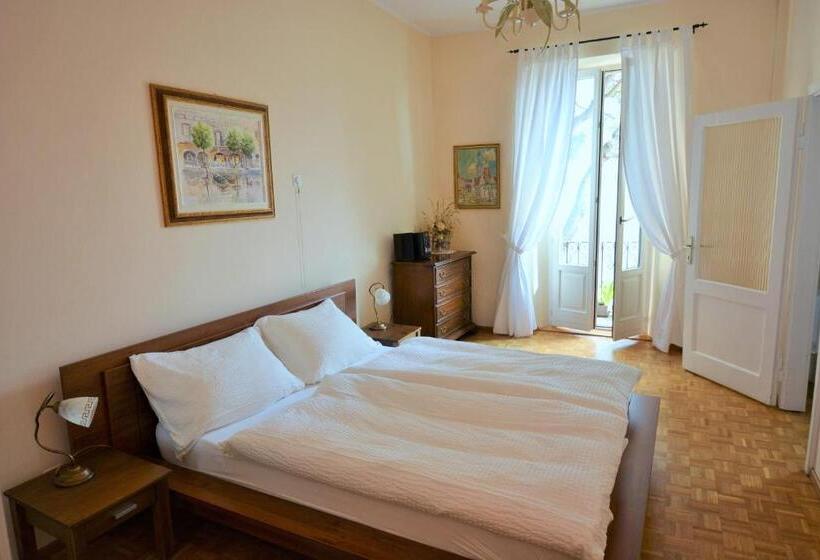 家庭工作室, Al Battello