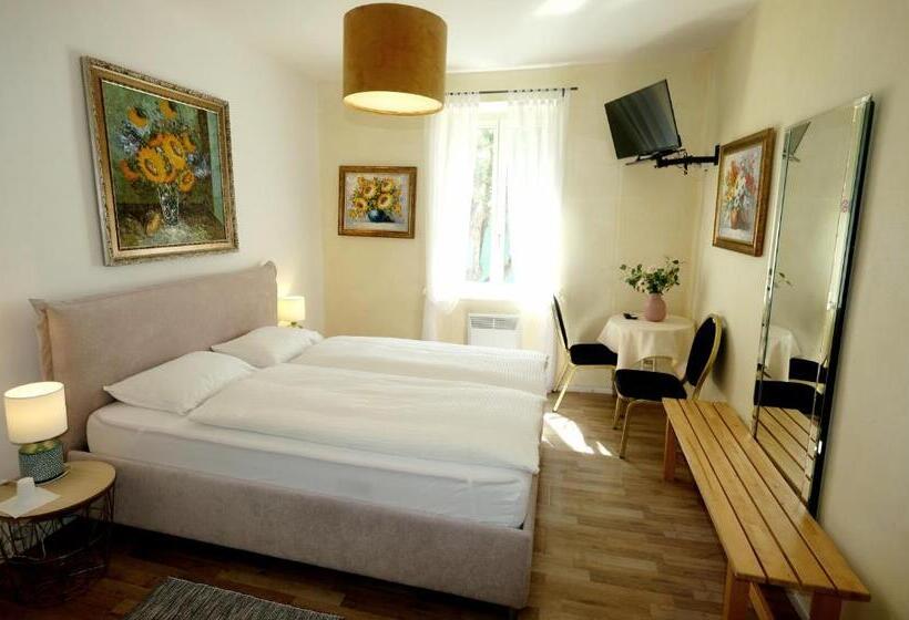 标准间, Al Battello