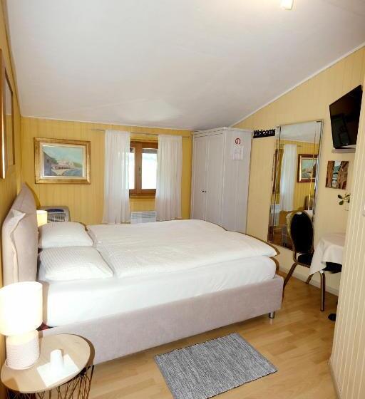 标准间, Al Battello