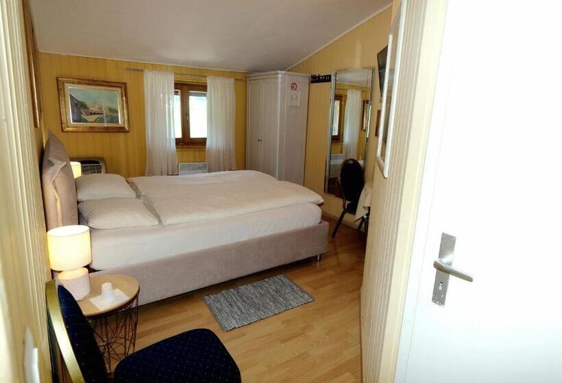 标准间, Al Battello