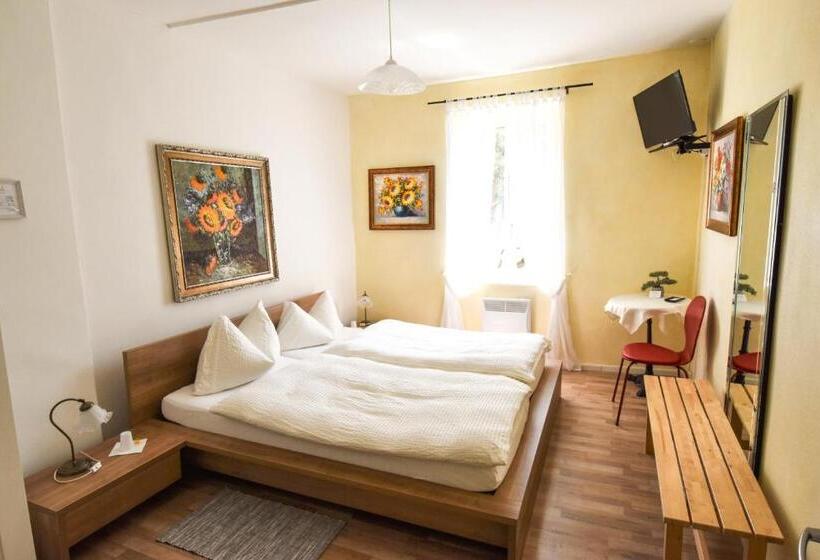 标准间, Al Battello