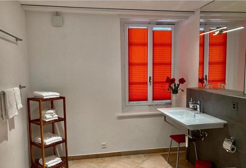 テラス付き１ベッドルームアパートメント, Alpenrose Beim Ballenberg