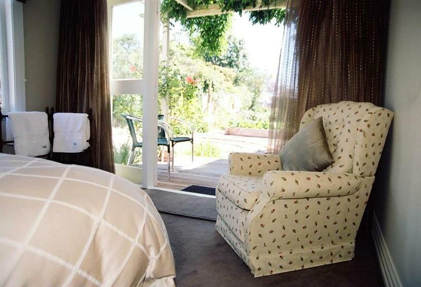 Номер Стандарт с Террасой, Anglesea Inn