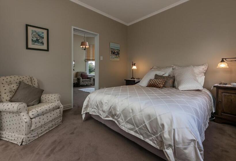 Номер Стандарт с Террасой, Anglesea Inn