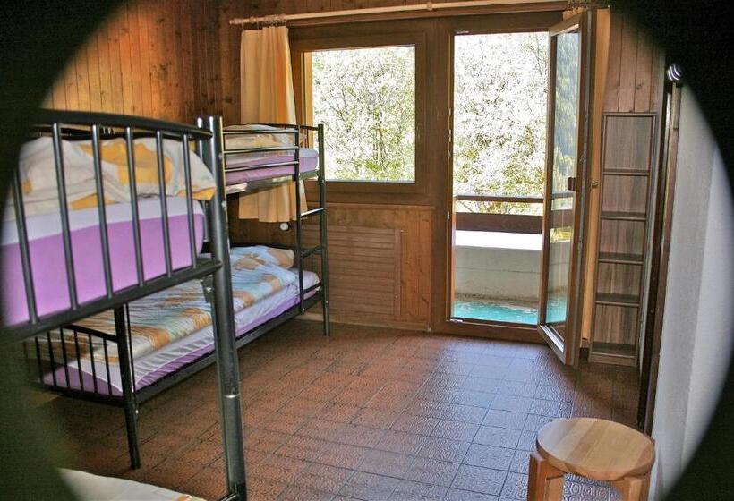 스탠다드 4인용 룸 공용 욕실, La Cordée