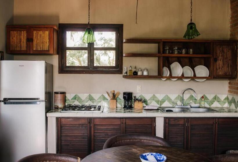 דירת חדר נוף לים, Heven Residence