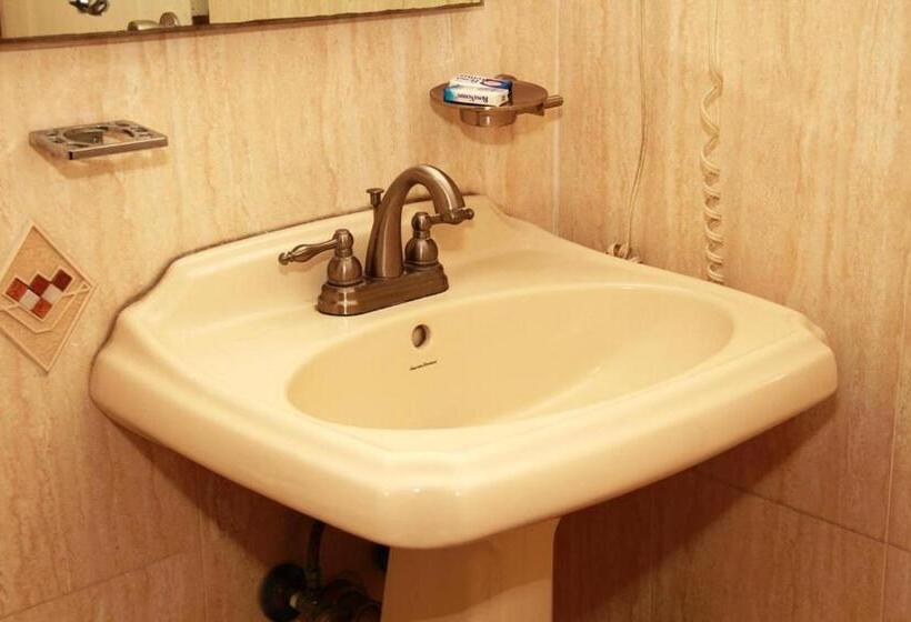 Номер Стандарт, California Panama