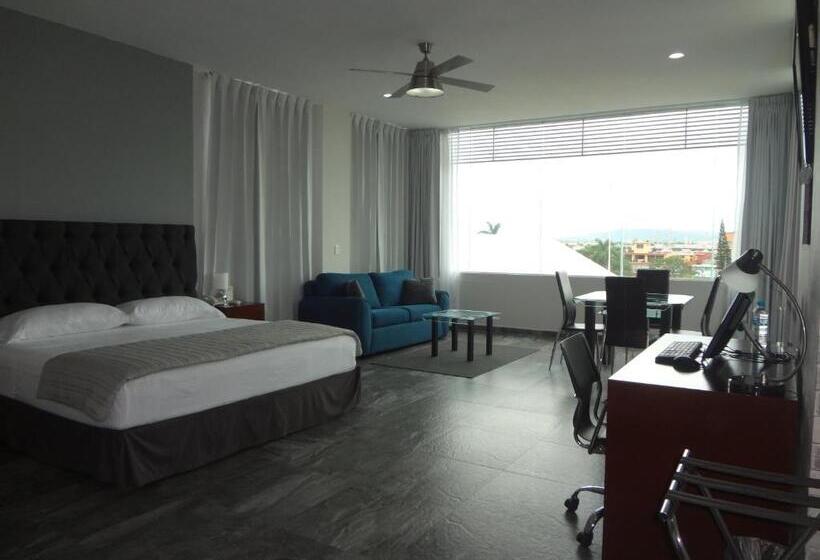 Люкс Superior, Civic Express