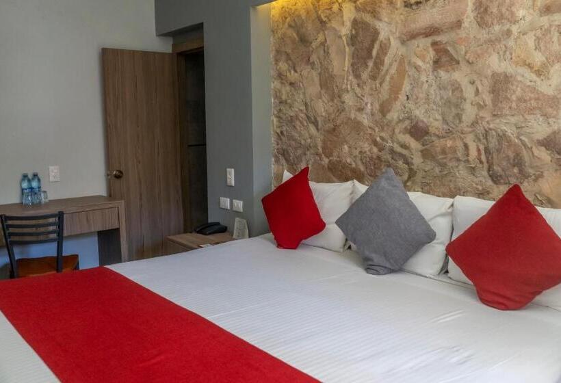 Стандартный Номер Кровать Кинг, Hidalgo