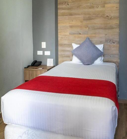 Номер Стандарт Индивидуальный, Hidalgo