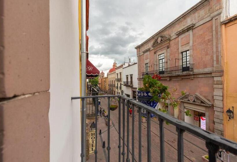 Quarto Estandar Cama King, Hidalgo