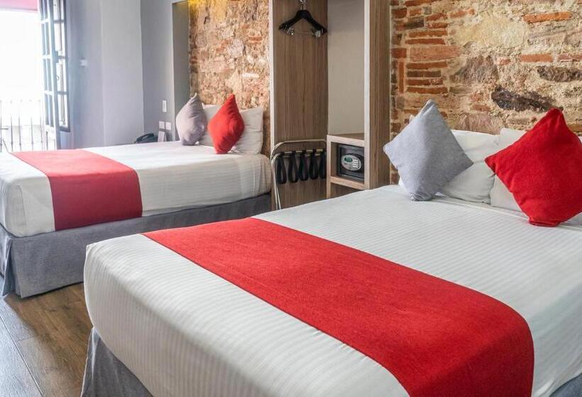 Quarto Estandar com Sacada, Hidalgo