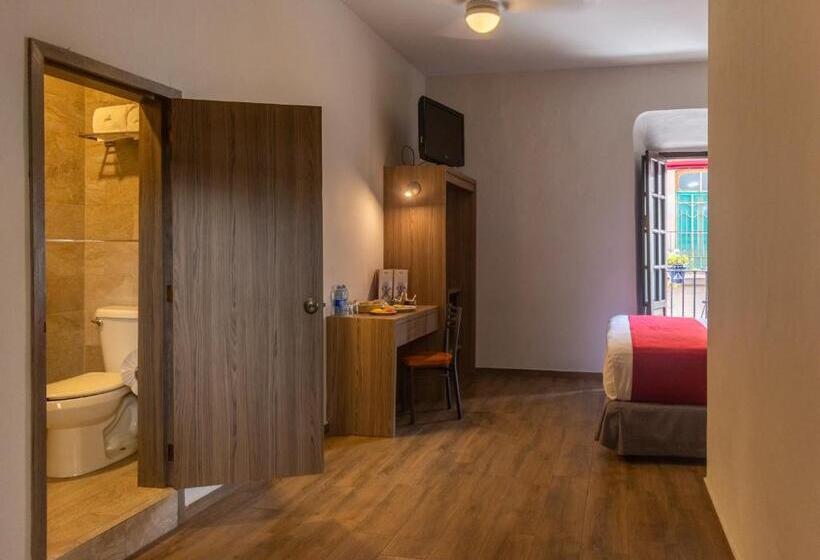 Quarto Estandar Cama King, Hidalgo