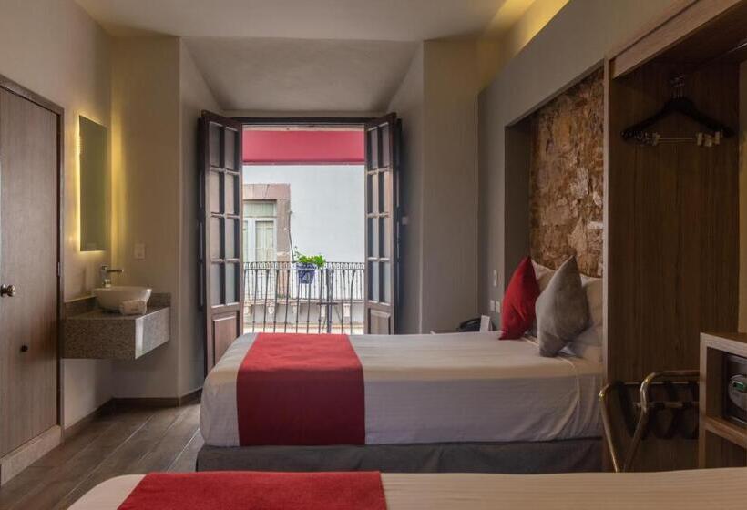 Quarto Estandar com Sacada, Hidalgo