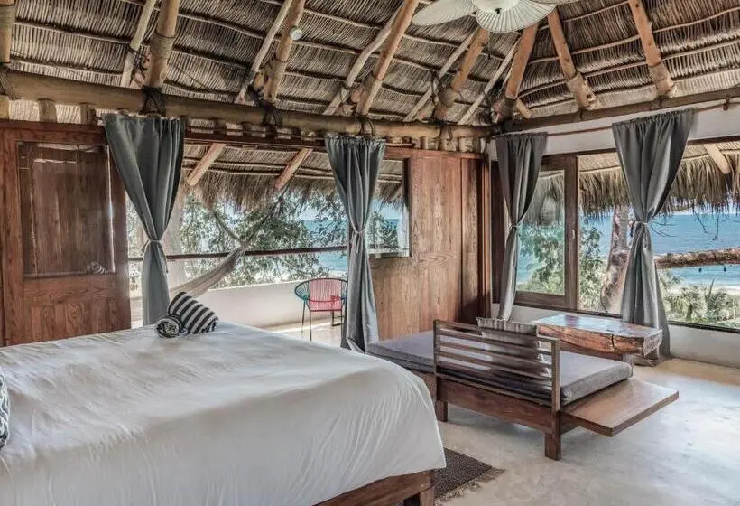 オーシャンビューデラックスルームバルコニー付き, Maraica San Pancho Rooms
