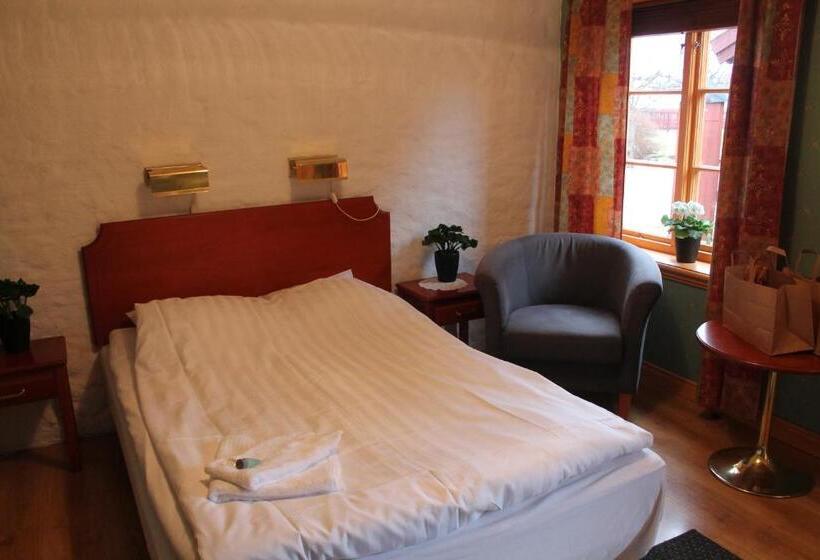 Номер Стандарт, L Mikaelsgården