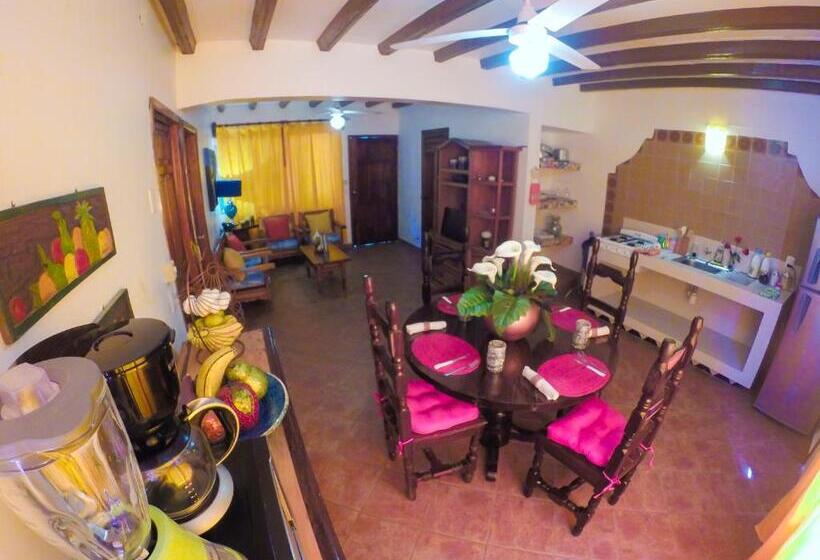 بنجلو سوبيريور, Posada Pablo De Tarso