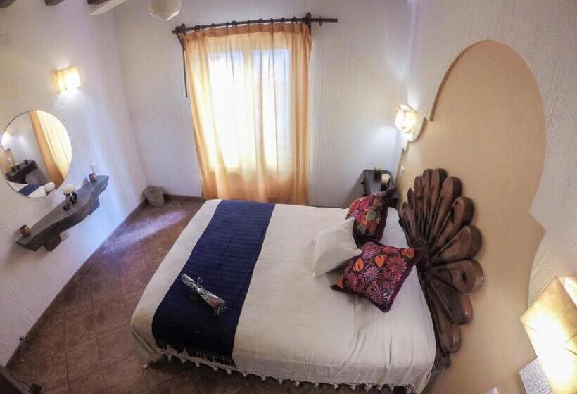 بنجلو قياسى مطل على البحر, Posada Pablo De Tarso