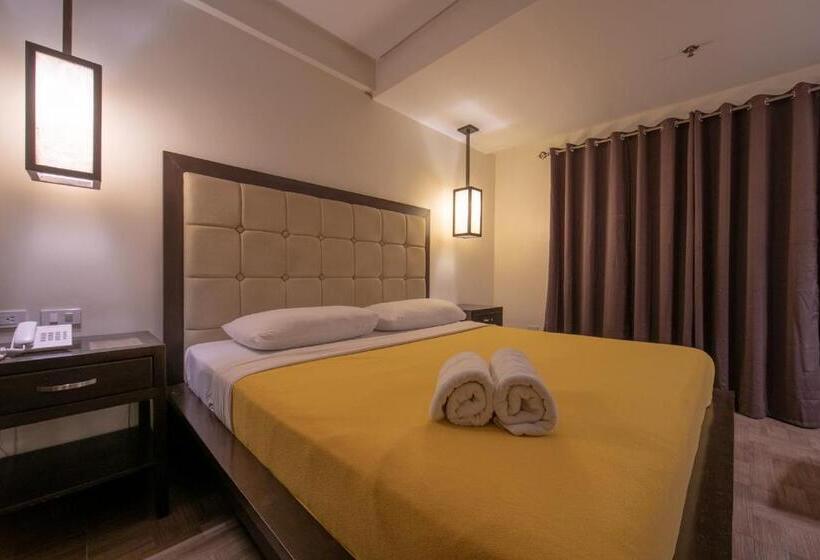 سوییت لوکس, Rosvenil