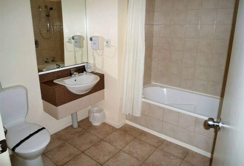 סטודיו אקזקיוטיב, O Reillys Motel